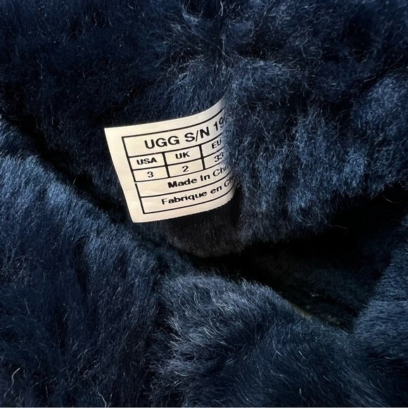 UGG Bailey Button Triplet ll Boot Navy Kids Size 3 - Picture 9 of 9